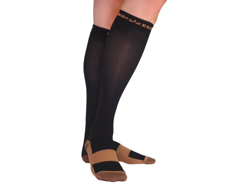 Skineez Hydrating Copper-Infused 15-20 mmHg Compression Socks
