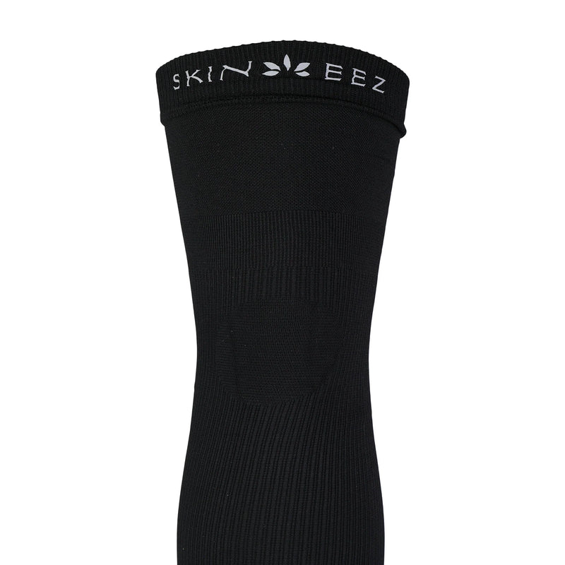 Skineez Hydrating Medical Grade Moderate Compression Menthol Knee Sleeve