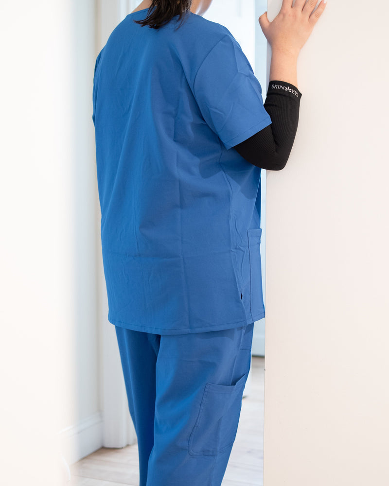 Skineez Hydrating Arm Sleeve Medical Grade Moderate Compression