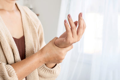 Relieve Pain with the Right Compression Gloves for Diabetic Neuropathy